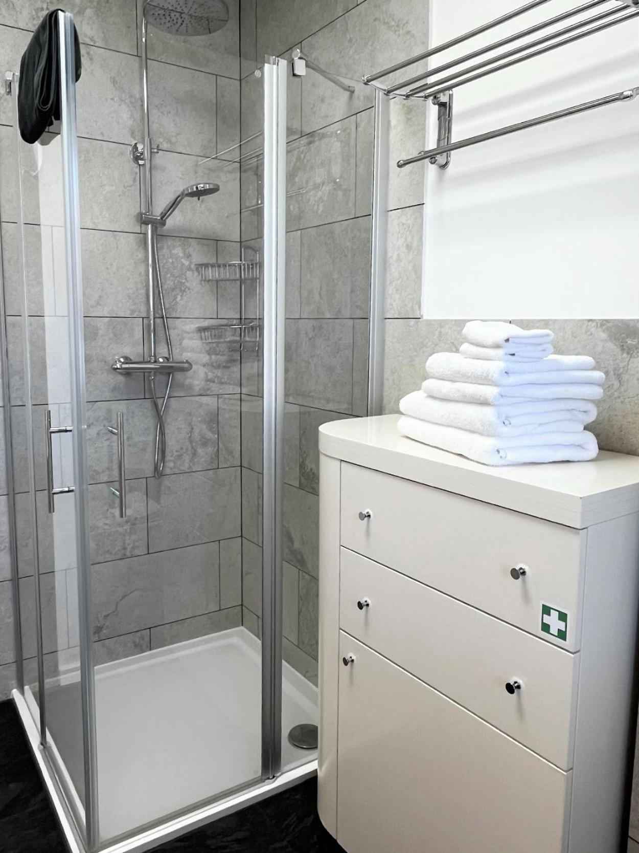 Apartment Wohlfuehlplatzl - Urgemuetlich & Ruhig Vogtareuth Luaran gambar